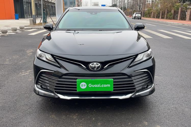 Used Toyota Camry 2023 2.0G Luxury Edition
