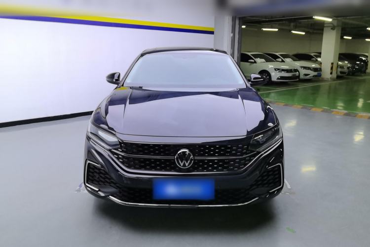 Used Volkswagen Passat 2024 330TSI Starry Elite Edition
