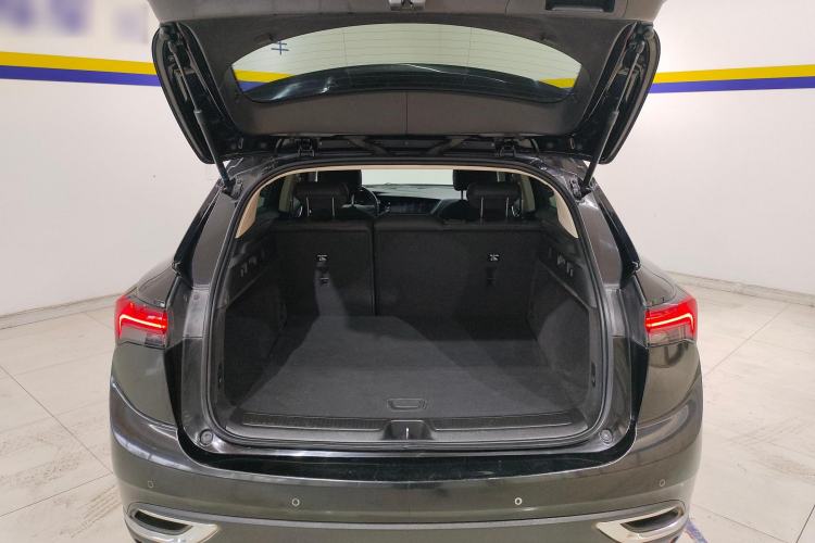 Used Buick Envision 2020 Onix S 652T Two-Wheel Drive Elite Model
