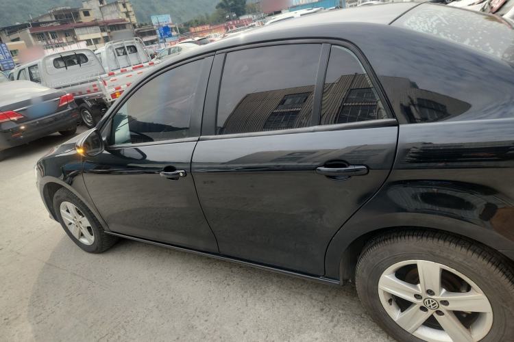 Used Volkswagen Bora 2013 1.6L Automatic Fashion Model
