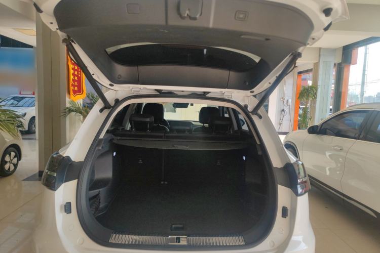 Used Hongqi HS5 2023 2.0T Qixiang Pro Edition
