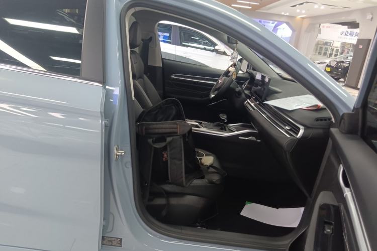 Used Geely Auto Emgrand 2023 4th Generation Champion Edition 1.5L CVT Prestige Model
