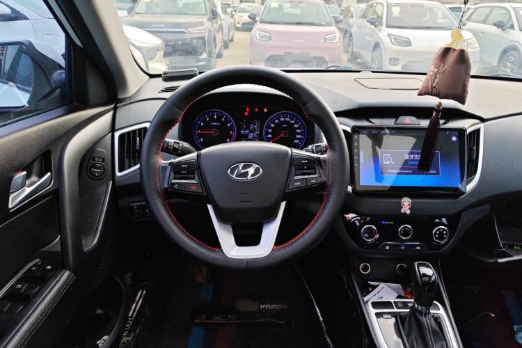 Used Hyundai ix25 2017 1.6L Automatic Smart Version
