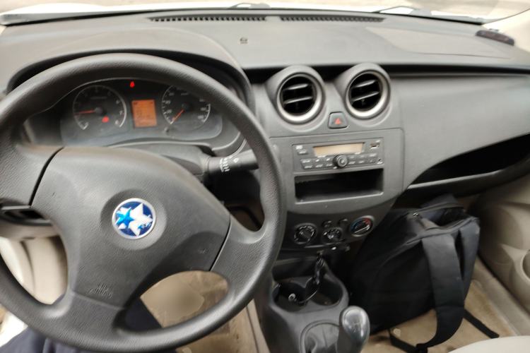 Used Venucia R30 2014 1.2L Manual Enjoyment Edition
