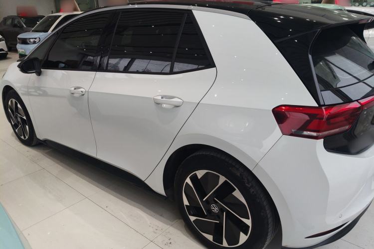 Used Volkswagen ID.3 2024 Outstanding Edition
