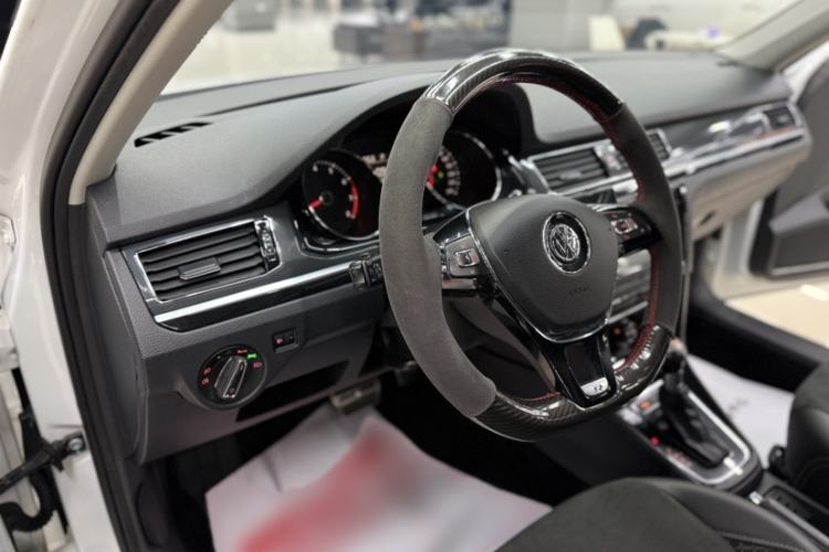 Used Volkswagen C-TREK 2018 1.5L Automatic Luxury Edition
