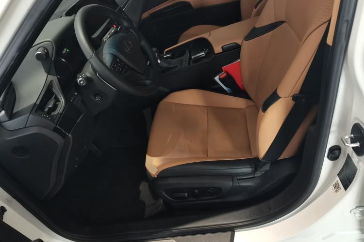 Used Lexus ES 2023 200 Excellence Edition
