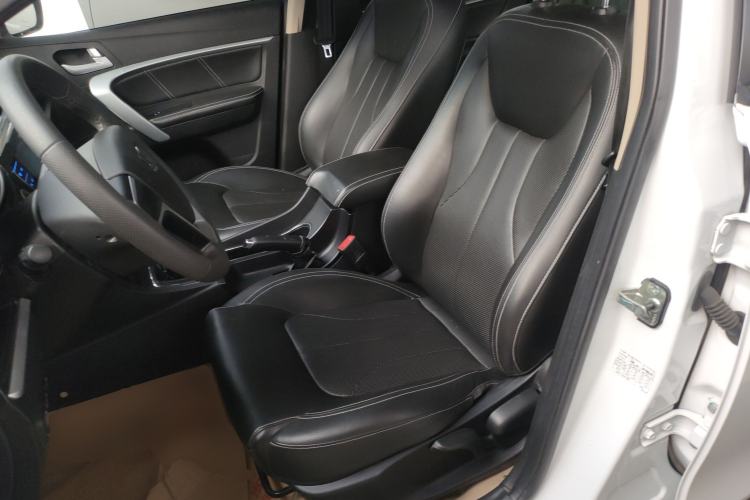 Used Geely Auto Emgrand 2017 Sedan Million Edition 1.5L Manual - Upward Version
