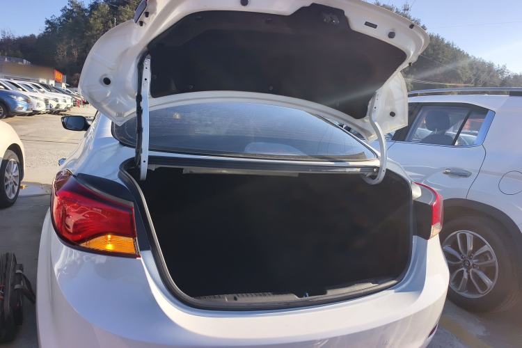 Used Hyundai Elantra 2016 1.6L Automatic Prestige Edition
