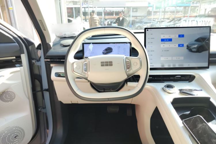 Used  E5 2024 530km Starship Edition
