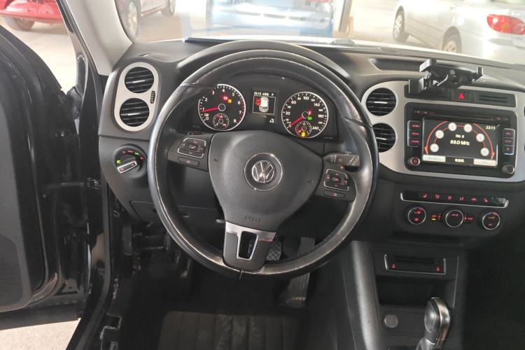 Used Volkswagen Tiguan 2015 1.8TSI Automatic Two-Wheel Drive Luxury Model
