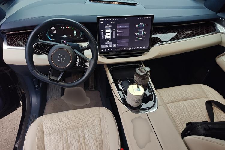 Used Zeekr 009 2022 WE Edition