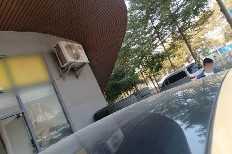 Used Tesla Model Y 2022 Long-Range All-Wheel-Drive Version
