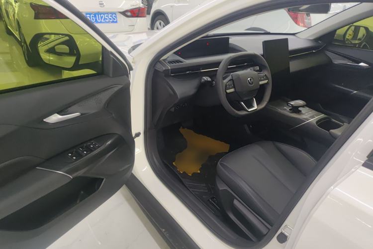 Used Changan Eado 2024 1.5T GDI Automatic Prestige Edition
