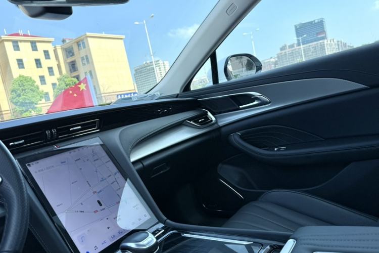 Used Hongqi H5 2023 1.5T HEV Smart Connect Flagship Edition