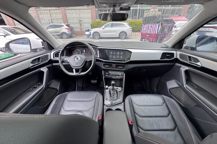 Used Volkswagen Tayron 2020 330TSI Two-Wheel Drive Luxury Smart Connectivity Version
