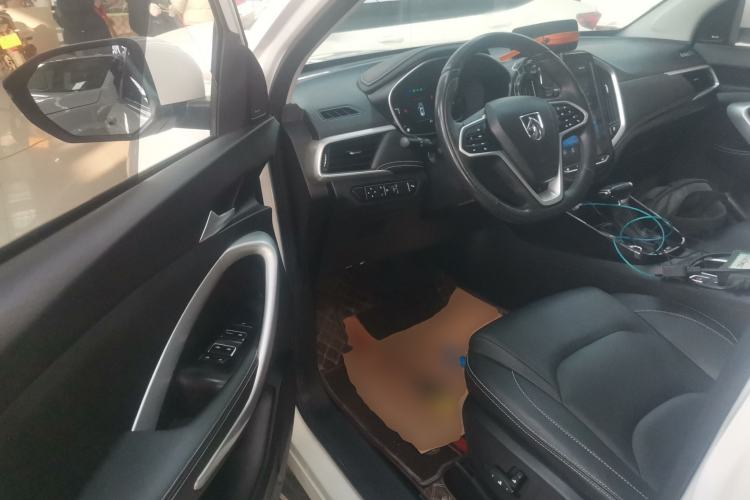 Used Baojun 530 2021 Global Car Anniversary Edition 1.5T CVT Prestige Connected Model 6 Seats