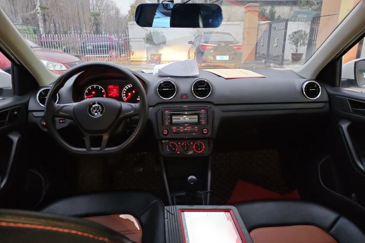 Used Volkswagen Jetta 2019 Dream Edition 1.5L Manual Fashion Version