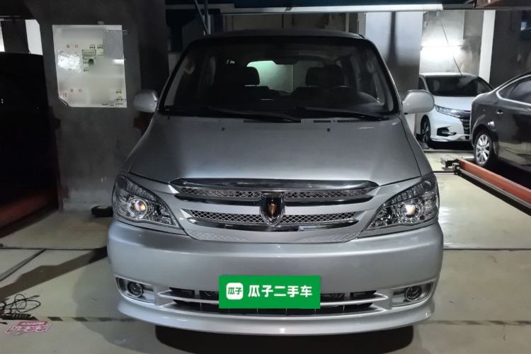 Used Jinbei Grace 2015 2.0L Classic Edition Standard Model Long Wheelbase 7/9 Seats