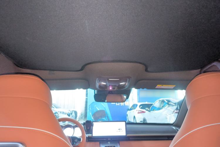 Used ORA Lightning Cat 2022 555 km Luxury Edition