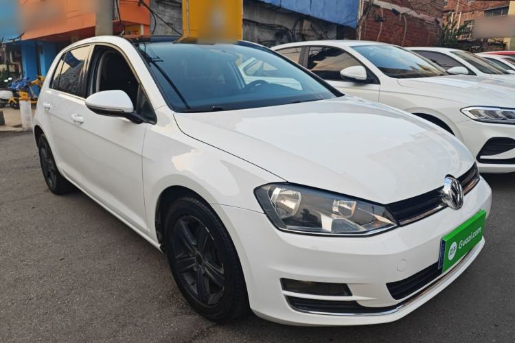 Used Volkswagen Golf 2016 230TSI Automatic Comfort Version
