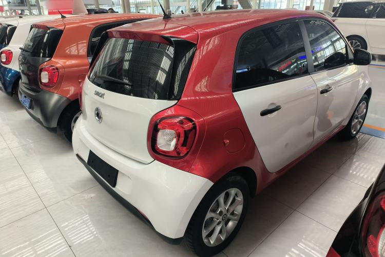 Used  forfour 2016 1.0L 52 kW Dynamic Edition
