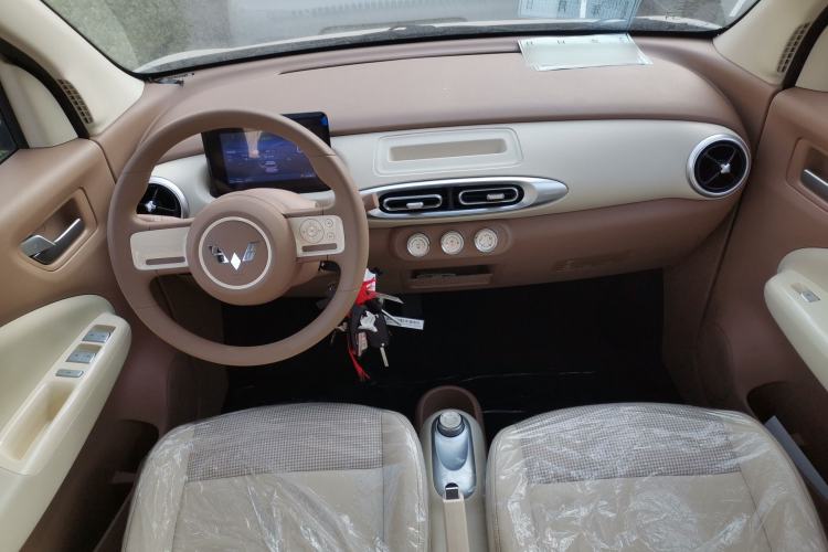 Used Wuling Hongguang MINIEV 2025 Four-Door Version Advanced Edition
