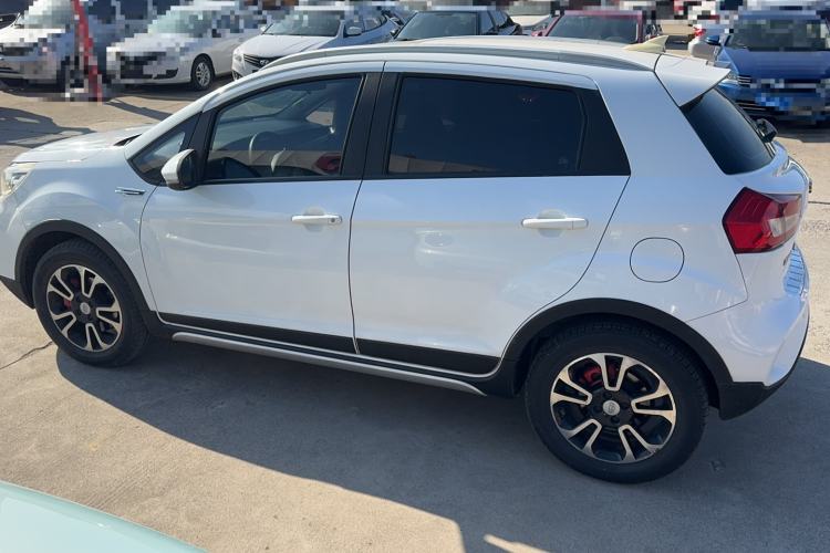 Used Geely Auto Vision X3 2017 1.5L Automatic Prestige Model
