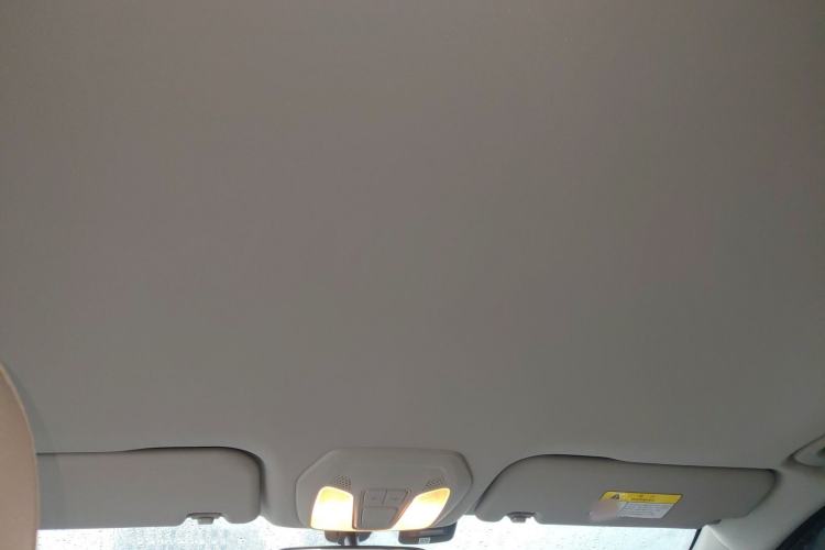 Used SAIC MAXUS EUNIQ 5 2020 Elite Edition 7 Seats
