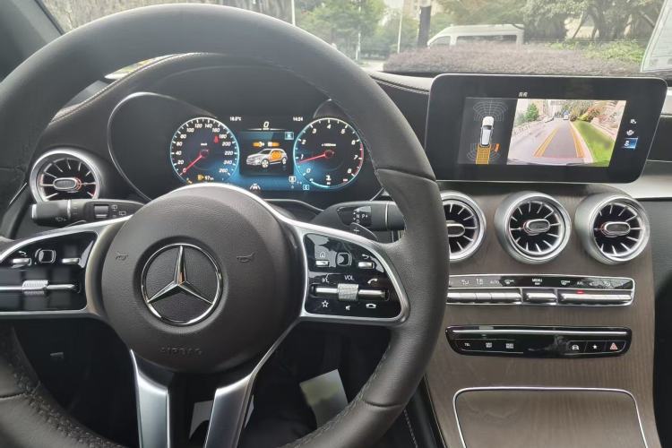 Used Mercedes-Benz GLC 2022 Refreshed GLC 300 L 4MATIC Dynamic Edition
