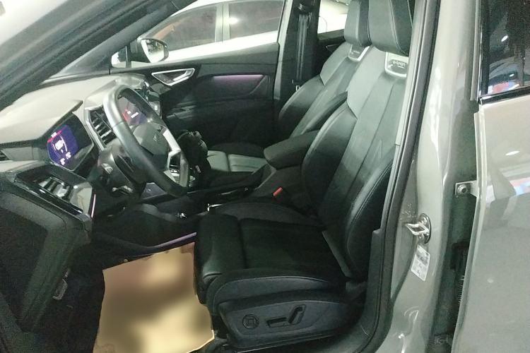 Used Audi Q4 e-tron 2023 50 e-tron quattro Visionary Edition
