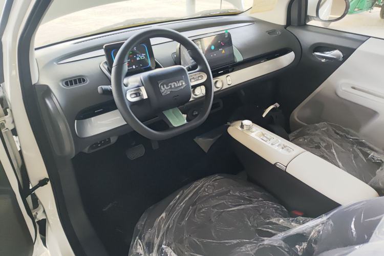 Used  Lumin 2025 205 km Xiangqin Version
