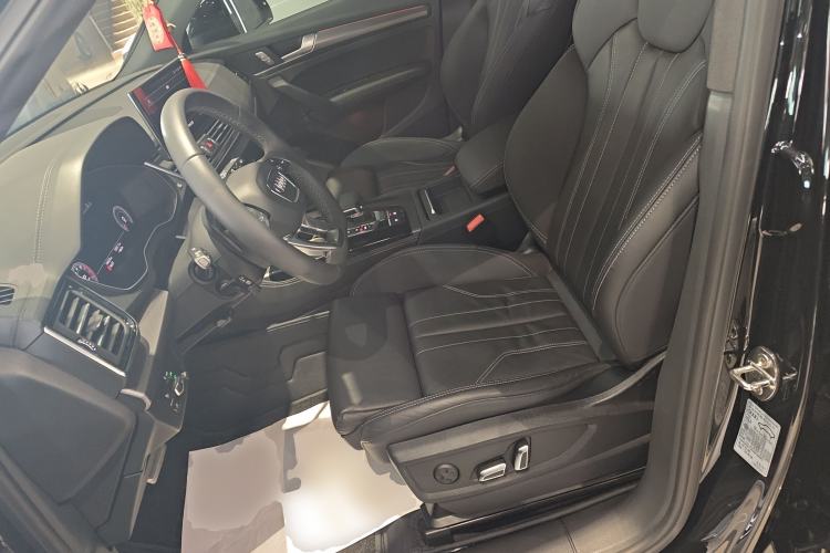 Used Audi Q5L 2024 40 TFSI Luxury Dynamic Edition
