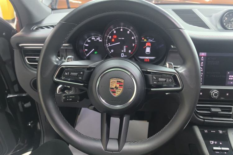 Used Porsche Macan 2023 Macan 2.0T
