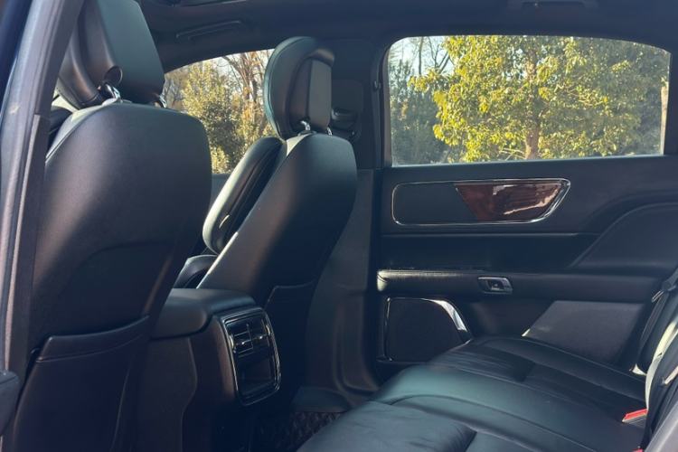 Used Lincoln Continental 2017 2.0T Two-Wheel Drive Deluxe Edition
