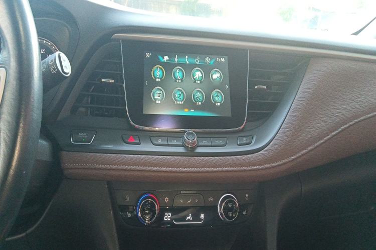 Used Buick GL6 2018 18T 6-Seater Luxury Model
