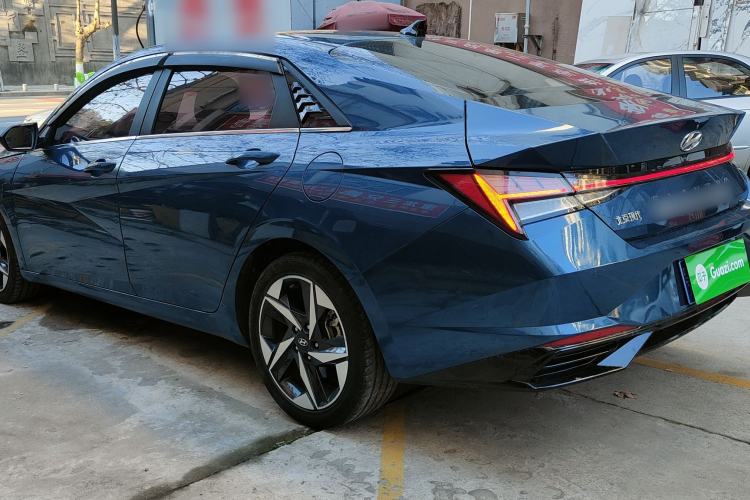 Used Hyundai Elantra 2021 1.5L CVT LUX Prestige Edition