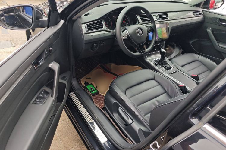 Used Volkswagen Passat 2016 1.8T Government Procurement Version (CEA Engine + 6AT)
