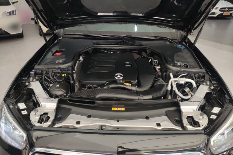 Used Mercedes-Benz E-Class 2022 Second Facelift E 300 L Fashion Edition
