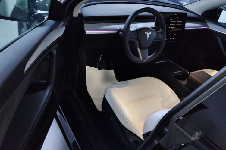 Used Tesla Model Y 2024 Rear-Wheel-Drive Version
