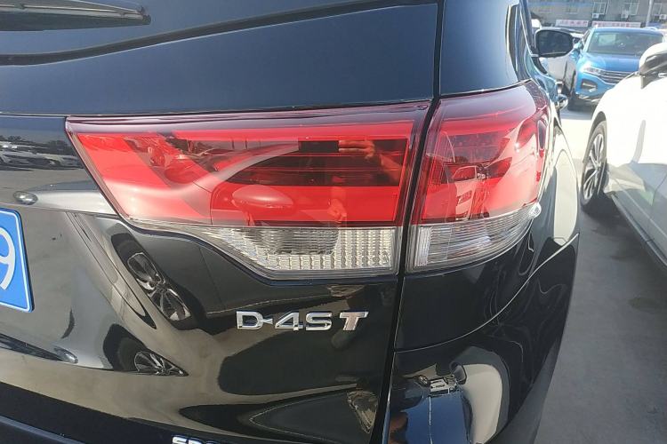 Used Toyota Highlander 2018 2.0T Four-Wheel Drive Luxury Version 7 Seats China VI Standard
