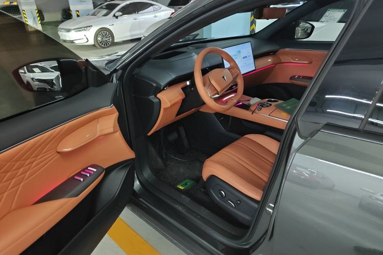 Used  S07 2024 215Max Qiankun Intelligent Driving ADS SE Range-Extended Version
