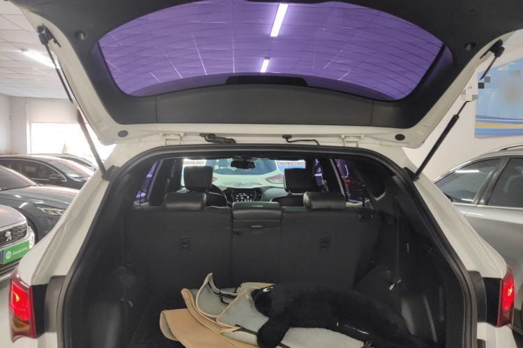 Used Hyundai Santa Fe 2017 2.0T Automatic Two-Wheel Drive Smart Version 7 Seats