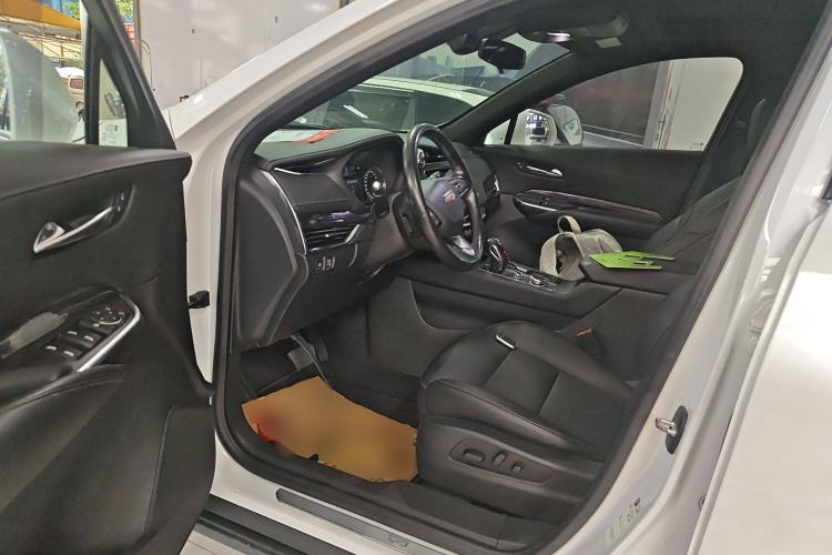 Used Cadillac XT4 2018 28T Two-Wheel Drive Tech Version
