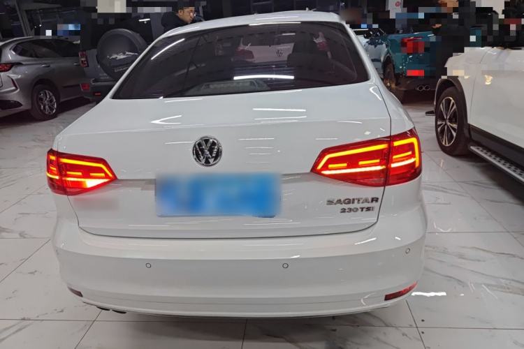 Used Volkswagen Sagitar 2016 230TSI 25th Anniversary Edition
