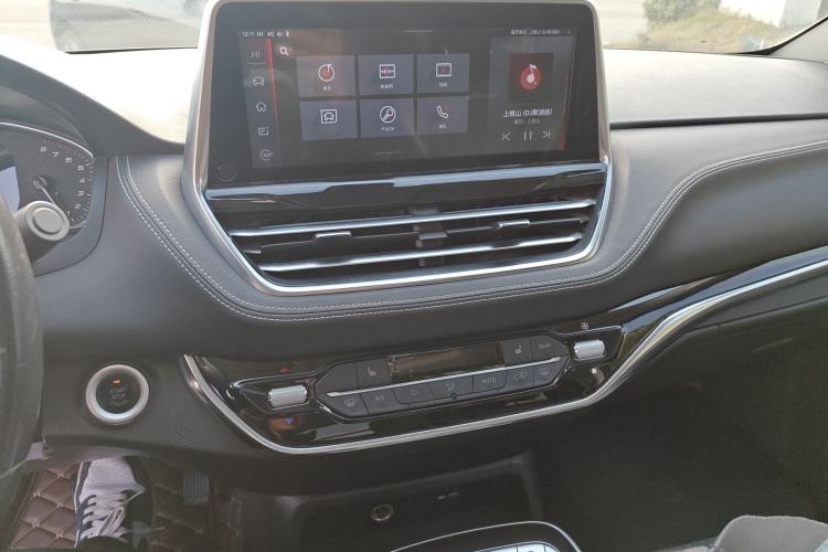 Used SAIC MAXUS G20 2019 First Edition 2.0T Automatic Luxury Executive Version China V Standard
