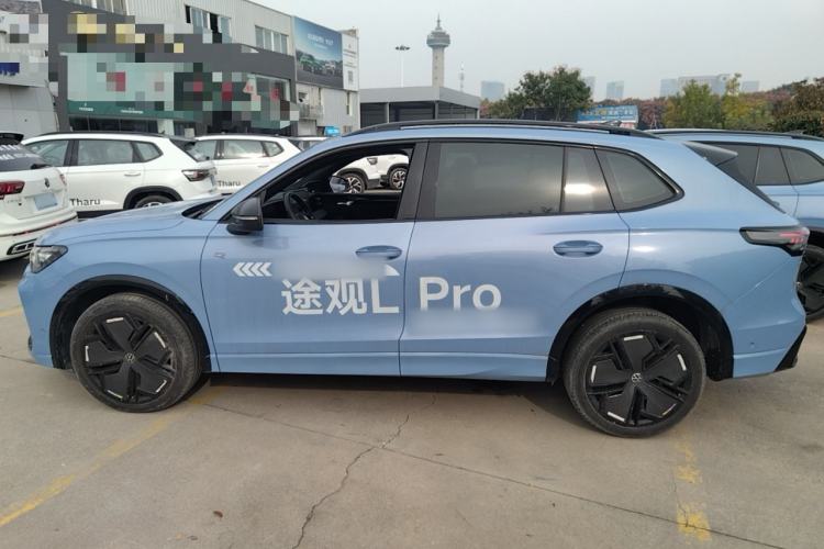 Used Volkswagen Tiguan L 2024 PRO 380TSI Four-Wheel Drive R-Line Prestige Edition
