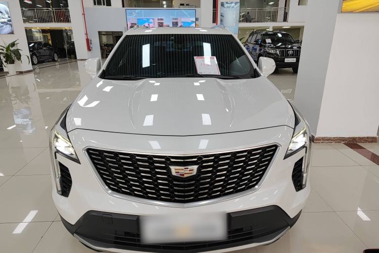 Used Cadillac XT4 2021 28T Two-Wheel Drive Leading Version
