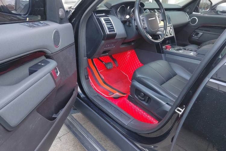 Used Land Rover Discovery 2018 2.0T SE
