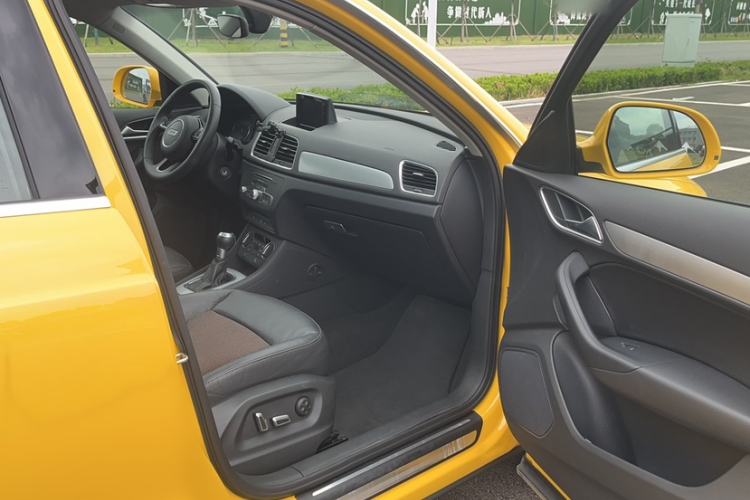 Used Audi Q3 2018 30th Anniversary Edition 30 TFSI Fashion Model
